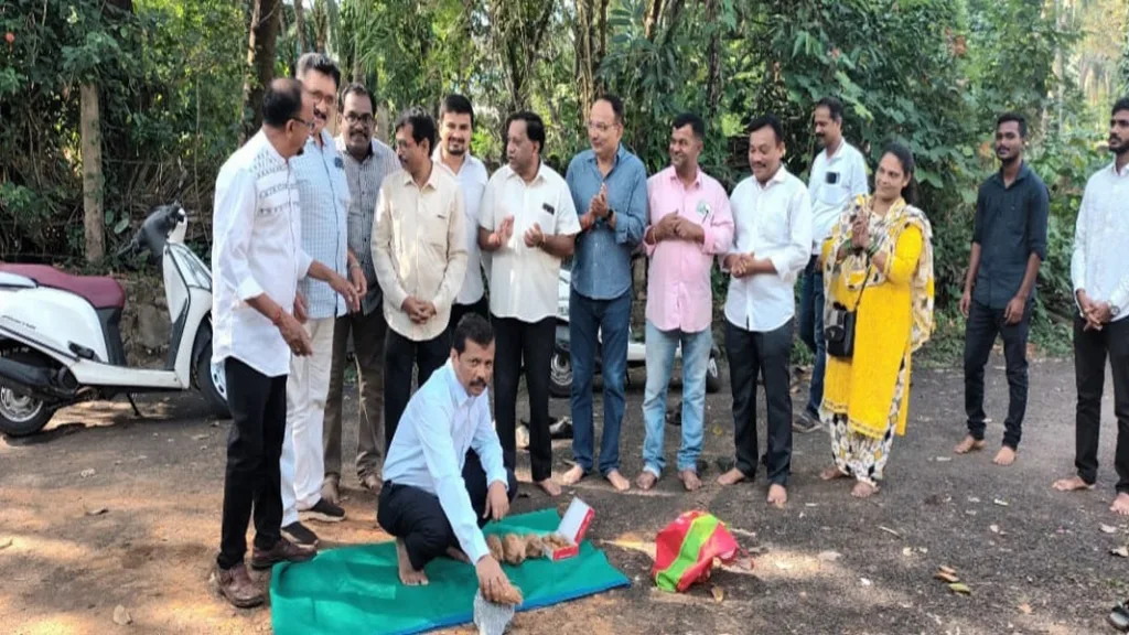 भटवाडी दत्तमंदिर ते धोपेश्वरकर यांच्या घरापर्यंतच्या रस्त्याचे भूमिपूजन संपन्न