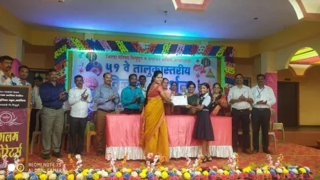 तालुकास्तरीय वक्तृत्व स्पर्धेत अस्मी मांजरेकर प्रथम