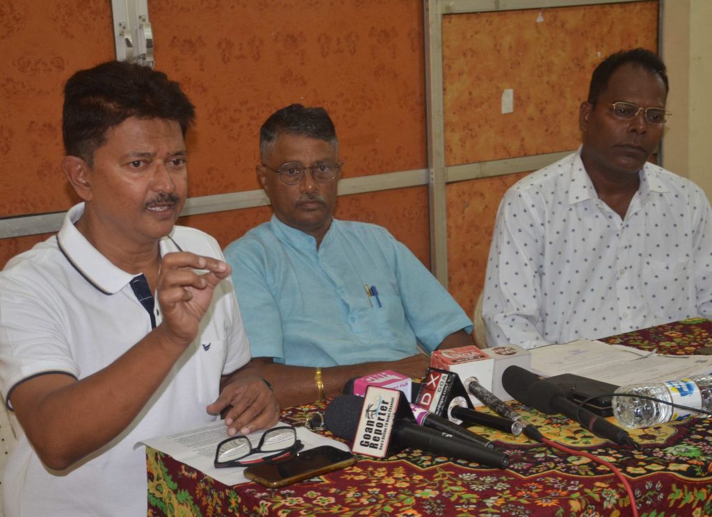 Dividing 21 times by numbering the non-existent house!