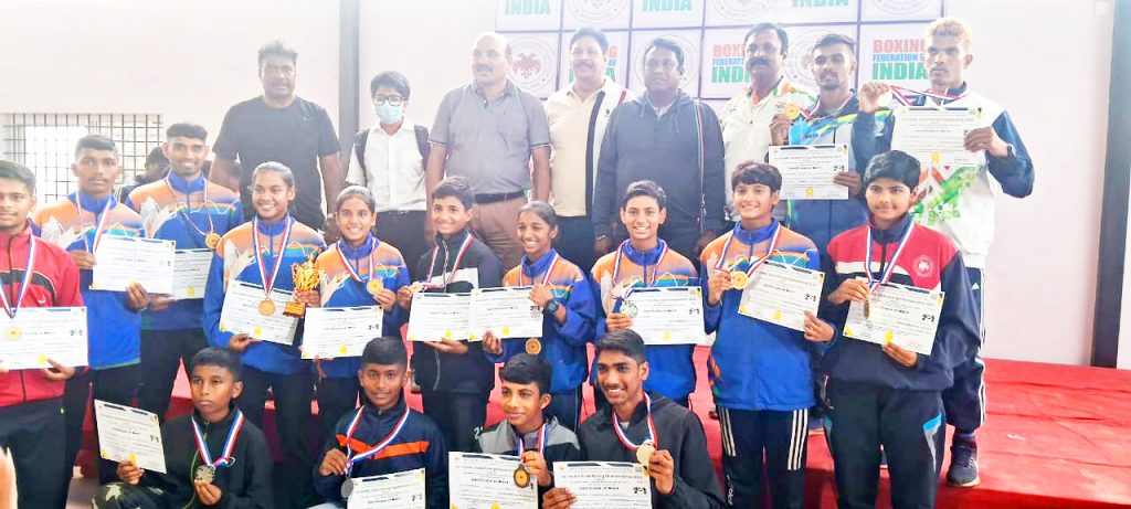 Suyesh of DYES team in state level boxing tournament