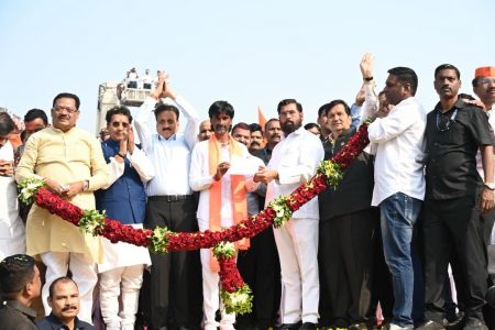 Manoj Jarange- Patil Maratha community CM Eknath Shinde