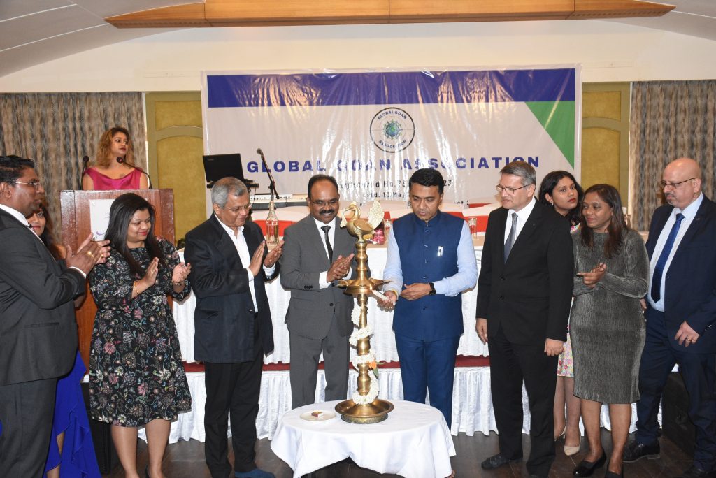 The government is trying to solve the problem of dual citizenship