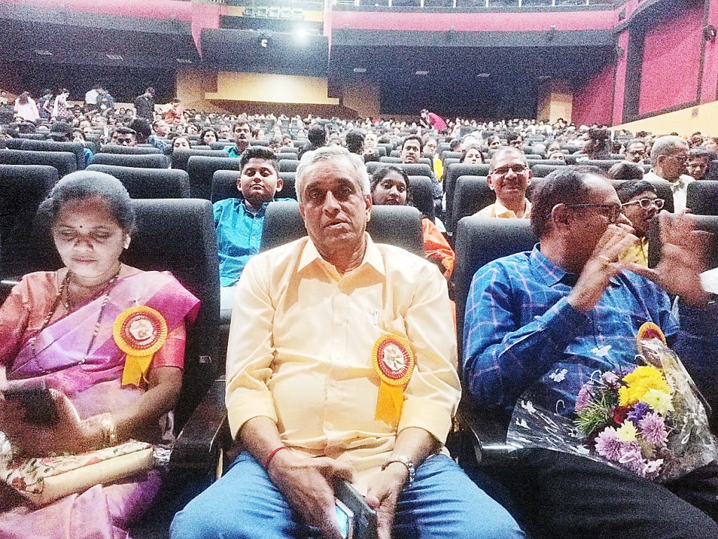 ‘भारत एक खोज’ उत्तुंग रंगमंचीय कलाविष्कार..! 'Bharat Ek Khoj' great stage art..!