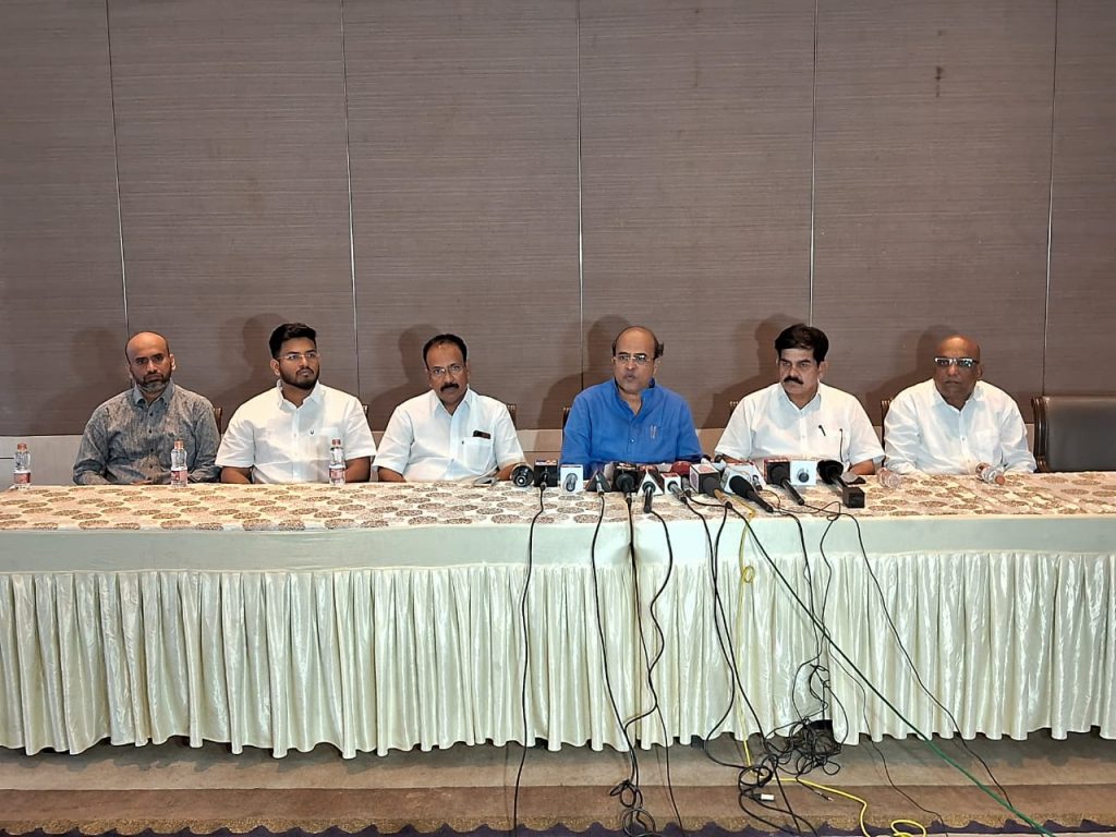 Establishment of Mahantesh Kavatgimath Foundation