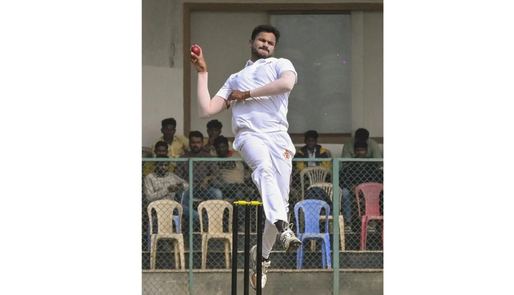 Karnataka on the way to victory