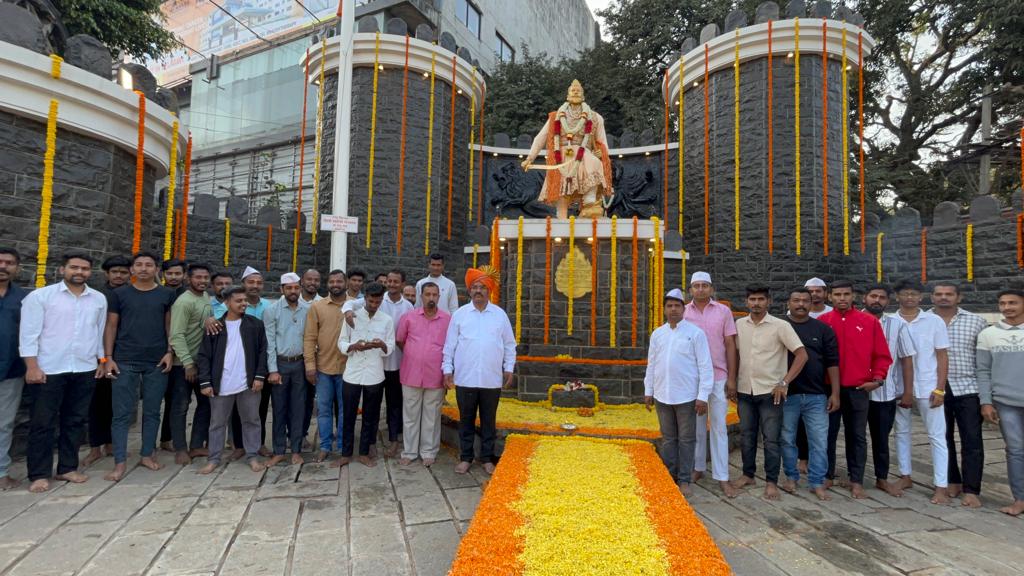 धर्मवीर संभाजी महाराज राज्याभिषेक सोहळा उत्साहात Dharamveer Sambhaji Maharaj coronation ceremony in excitement