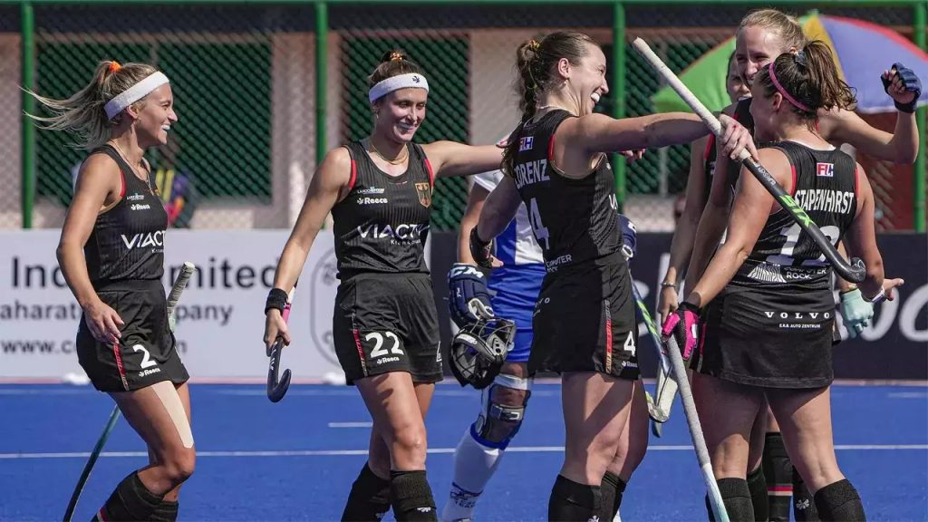 Germany, Japan, USA in semi-finals