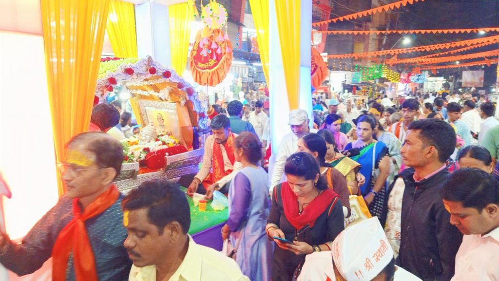 कडोलकर गल्ली येथे स्वामी समर्थ पालखीचे स्वागत Welcome to Swami Samarth Palkhi at Kadolkar Galli