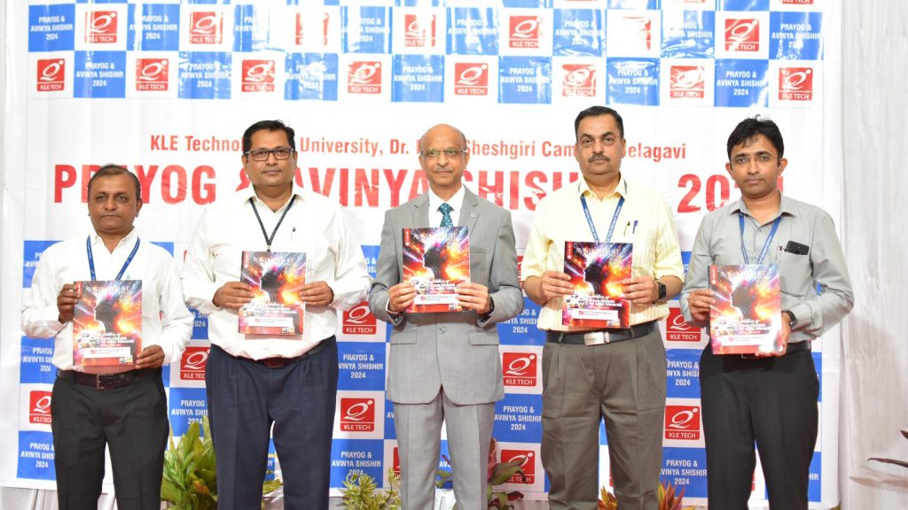 केएलई इंजिनिअरिंग कॉलेजमध्ये अविन्या, प्रयोग प्रकल्प सादर Avinya, Experiment Project Presented at KLE Engineering College