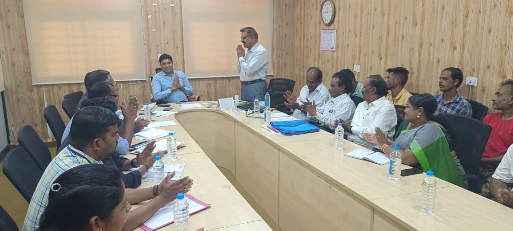 Allocate houses to sanitation workers immediately