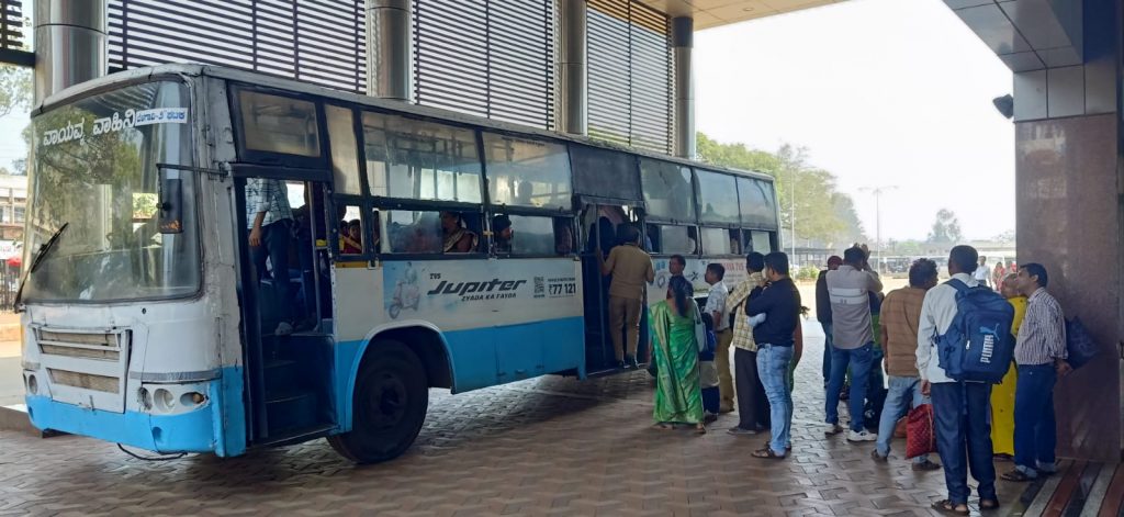 यल्लम्मा यात्रेसाठी प्रवाशांचा प्रतिसाद Passenger Response for Yallamma Yatra