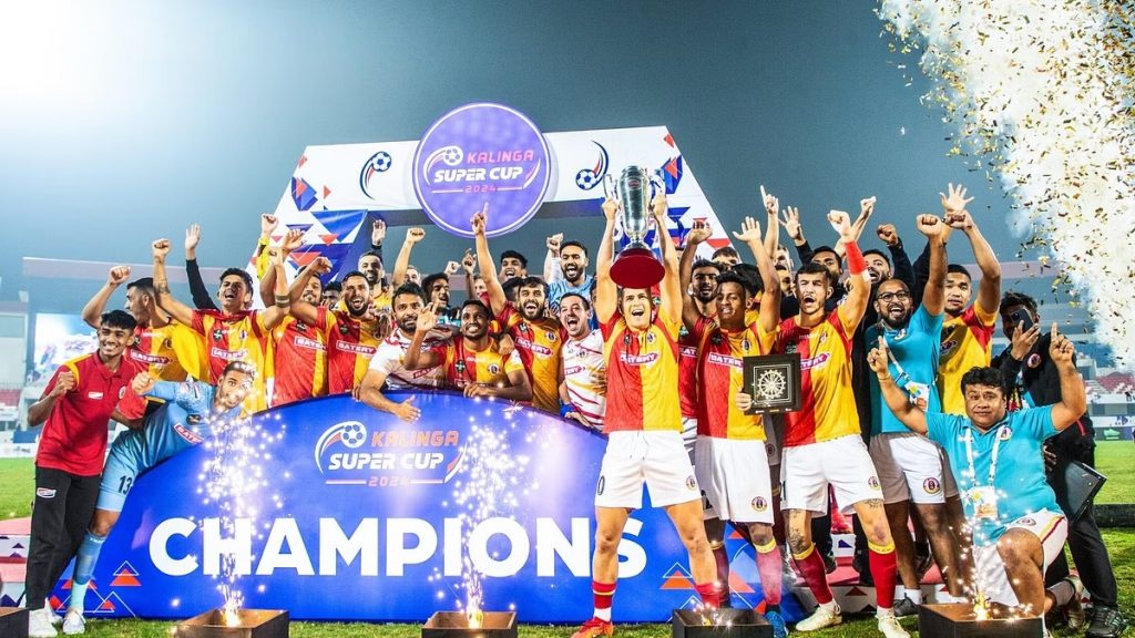 Super Cup to East Bengal team