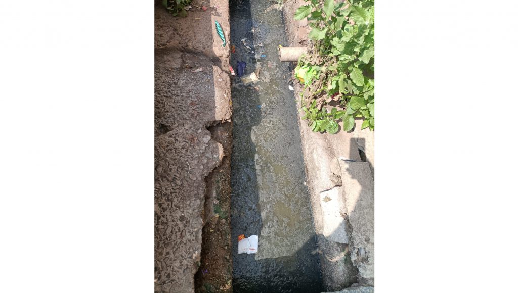 Sewers collapsed at Gademarg Shahapur