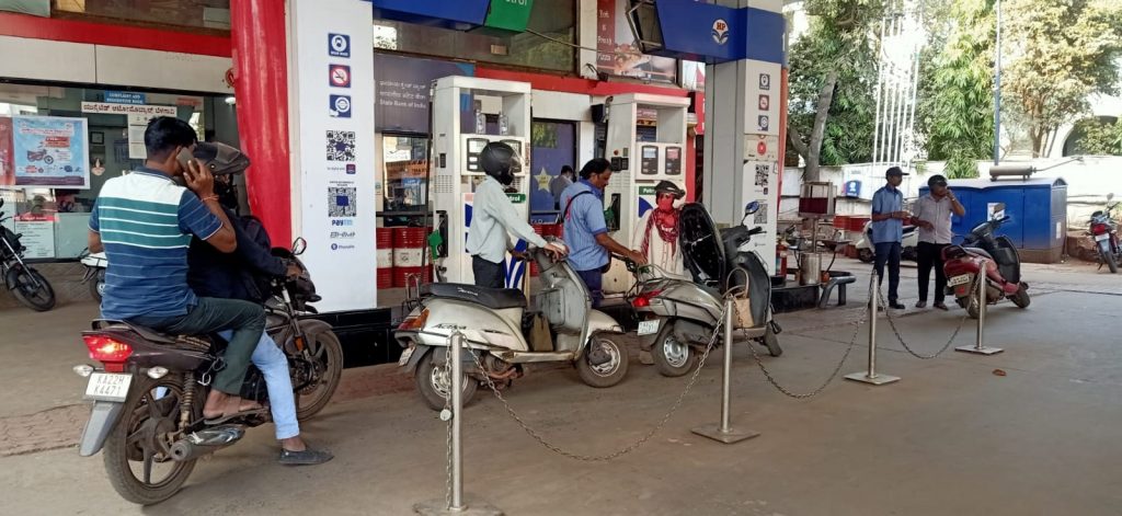 Petrol-diesel distribution smooth in Belgaum