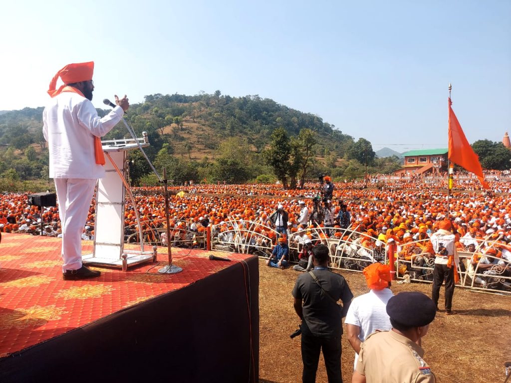 Gadkot campaign in the presence of lakhs of holders