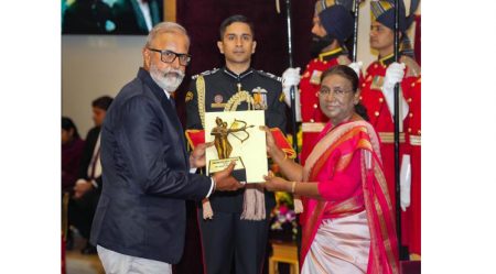India's best sportsman honored with sports awards