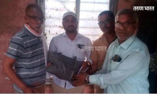 एसटी कर्मचाऱ्यांचा प्रामाणिकपणा! सोन्याच्या दागिन्यांची बॅग केली मालकाला परत