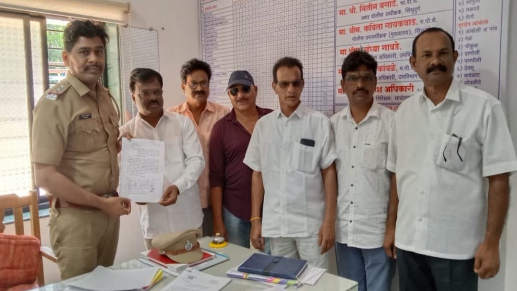 साळगावकरांवर हल्ल्याचा कट रचणाऱ्यांवर गुन्हे दाखल करा !