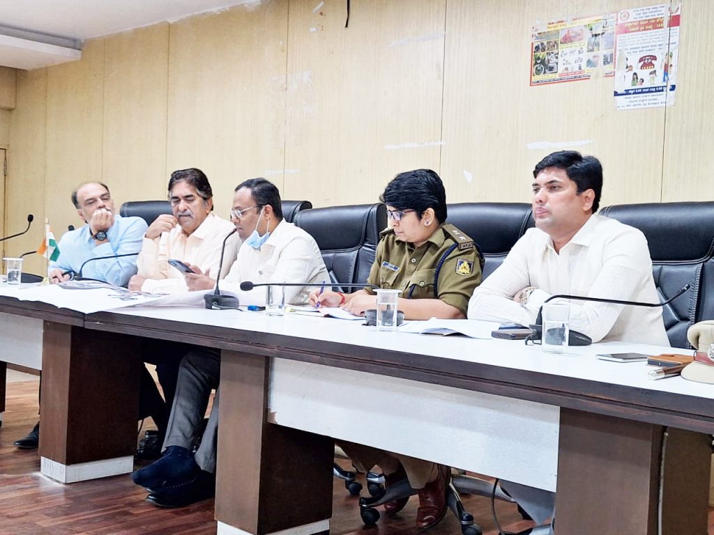 Make a befitting plan for a flyover!