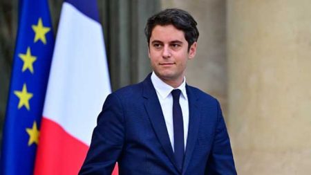 फ्रान्सला मिळाला सर्वात युवा अन् समलैंगिक पंतप्रधान France got the youngest and gayest prime minister