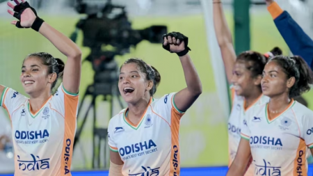 भारतीय महिला हॉकी संघ अंतिम फेरीत Indian women's hockey team in the final