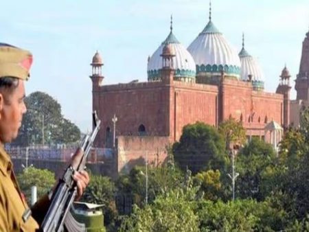 ईदगाह संकुलाच्या सर्वेक्षणावर तूर्तास बंदी; श्री कृष्णजन्मभूमी प्रकरणी सर्वोच्च न्यायालयाचा निर्णय Ban on survey of Eidgah complex for the time being