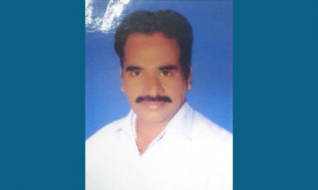 Father was shot dead in front of his son due to financial dispute