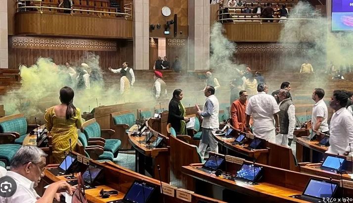 संसद सुरक्षाभेद : पाच आरोपींची पॉलिग्राफ चाचणी होणार Parliament security breach: Five accused will undergo polygraph test