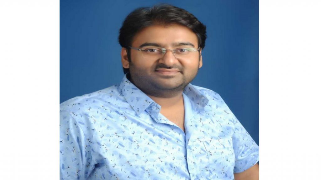 उघड्यावर मासे विक्री करणाऱ्या विक्रेत्यांना पालिकेने जागा उपलब्ध करून द्यावी