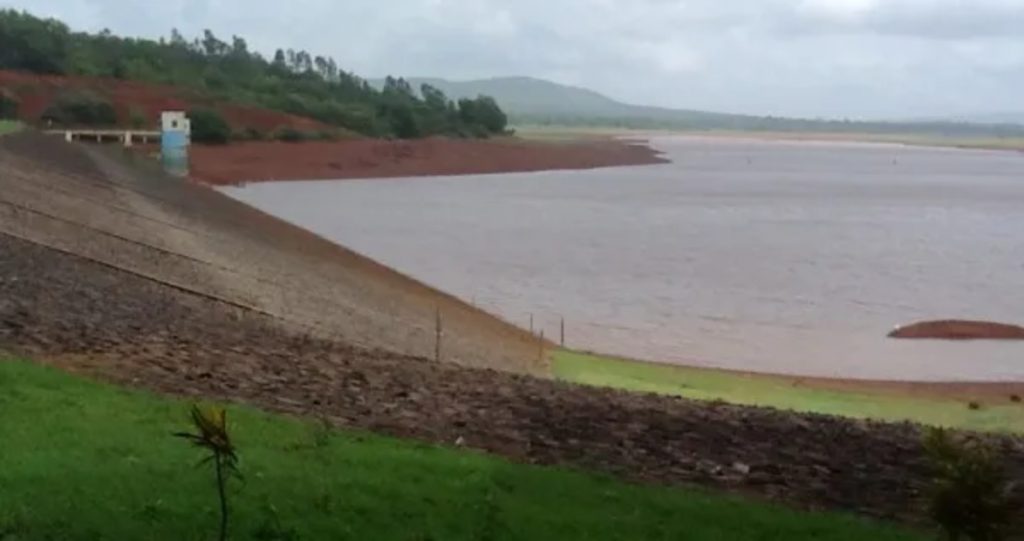 Decreasing water level of reservoirs: Fear of scarcity in future