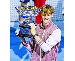 जोकोविचला धक्का दिल्यानंतर सिनरचा जेतेपदावर शिक्का Sinner seals title after shocking Djokovic