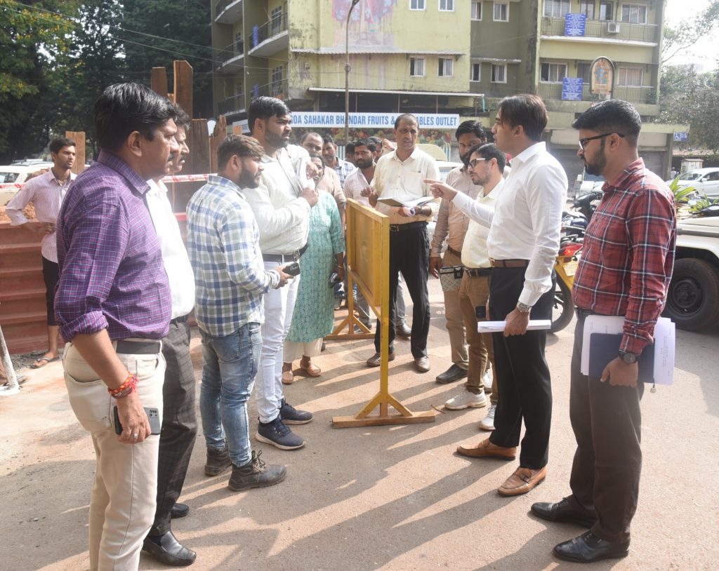 Build security system: Mayor