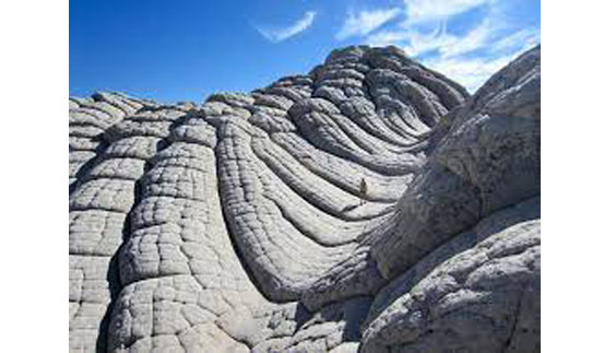 निसर्गाचा चमत्कार आहे हे ठिकाण This place is a miracle of nature