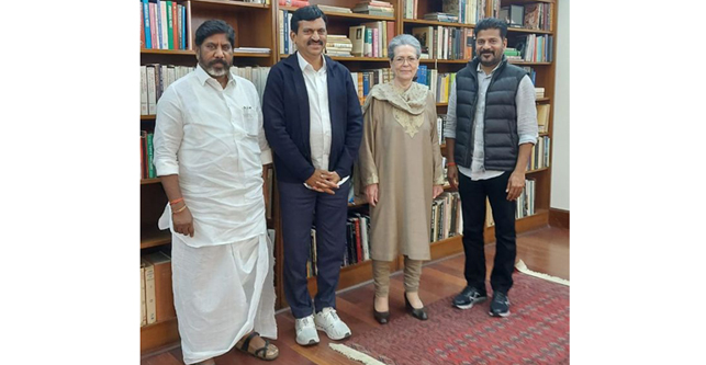 Sonia Gandhi should contest elections from Telangana!