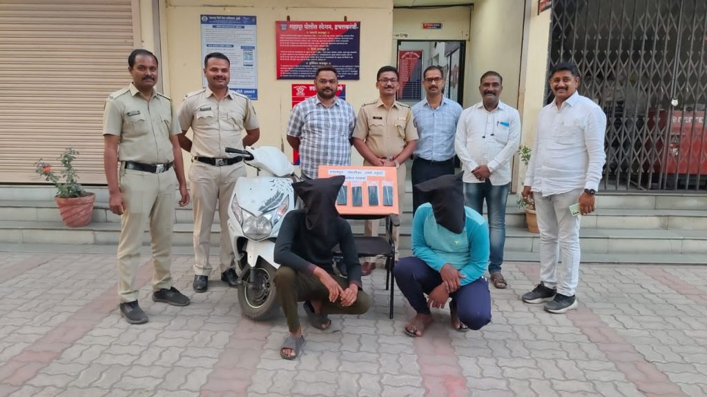 Two who stole mobile phones in Dhoom style are jailed