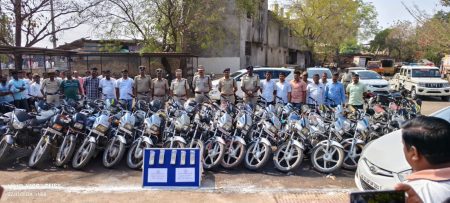 विजापूर जिल्ह्यात 19 लाखांचा मुद्देमाल जप्त 19 lakh worth of goods seized in Bijapur district
