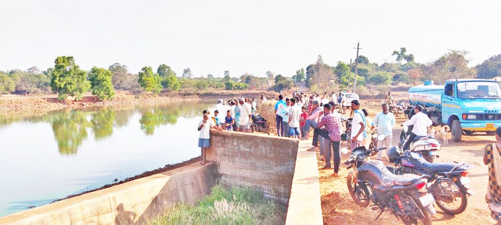 Body of woman found in lake in Bekinkere