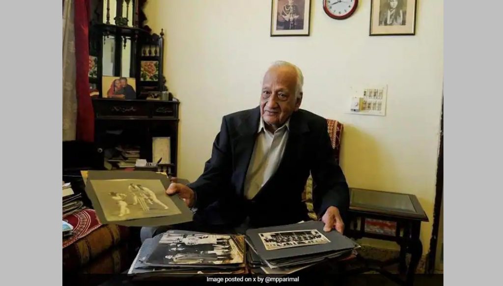 माजी कसोटीपटू दत्ताजीराव गायकवाड यांचे निधन Former Test player Dattajirao Gaikwad passed away