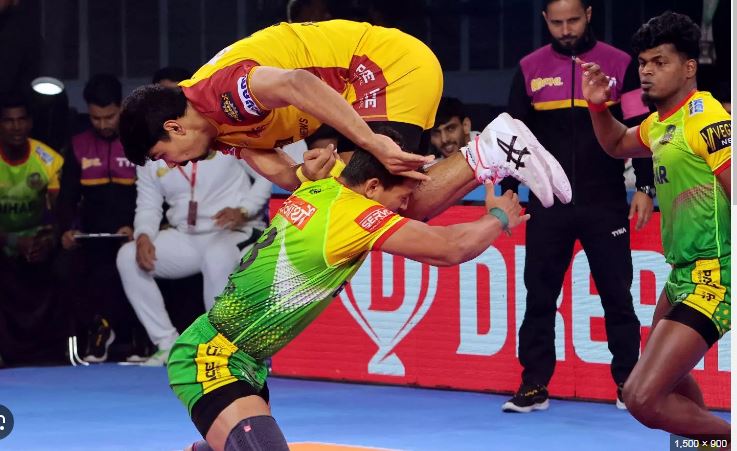 Patna Pirates qualified for playoffs,