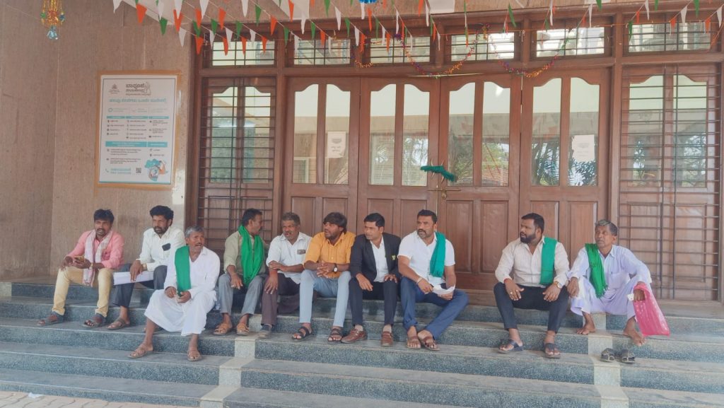 Protest by blocking the Zilla Panchayat