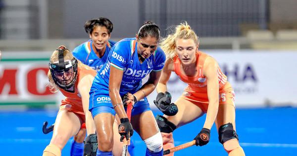 Netherlands narrowly beat Indian women