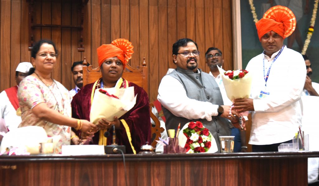 महापौरपदी सविता कांबळे बिनविरोध Savita Kamble unopposed as Mayor