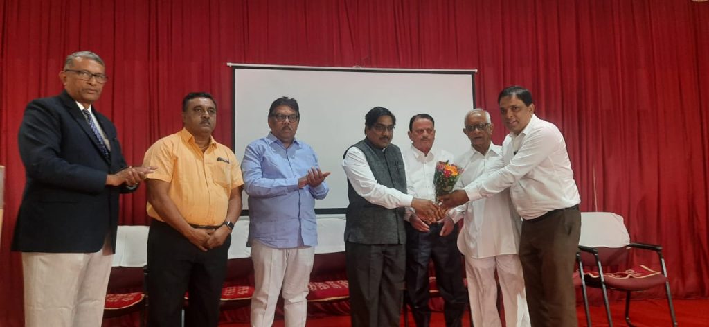 One-day seminar on cyber security in high spirits