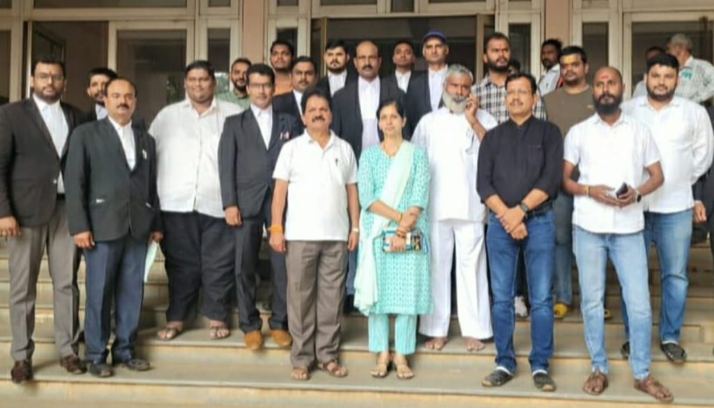 Chhatrapati Shivaji Maharaj idol contempt case started