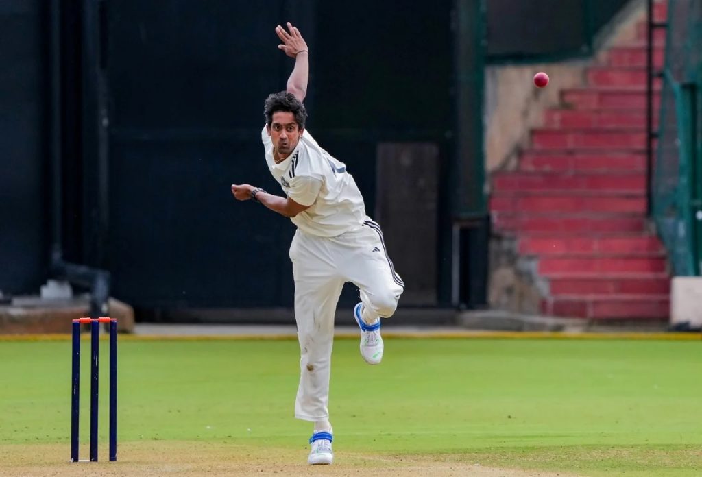 Tamil Nadu shocks Saurashtra in the semi-finals