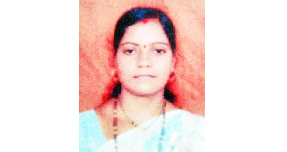 Woman dies after falling into well, luckily girl survives