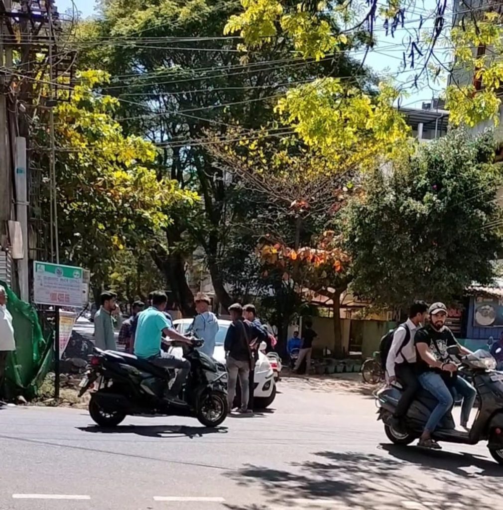 Bhagyanagar, the second cross is becoming dangerous