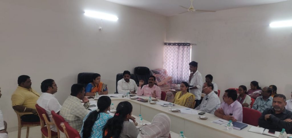 अर्थ-कर स्थायी समिती बैठकीत विविध विषयांवर चर्चा Various topics were discussed in the Finance-Tax Standing Committee meeting