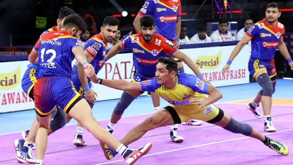 तामिळ थलैवाजचा यूपी योद्धाजवर विजय Tamil Thalaivas win over UP Yoddha