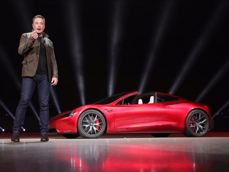 जगातील सर्वात वेगवान कार मस्क आणणार Musk will bring the fastest car in the world